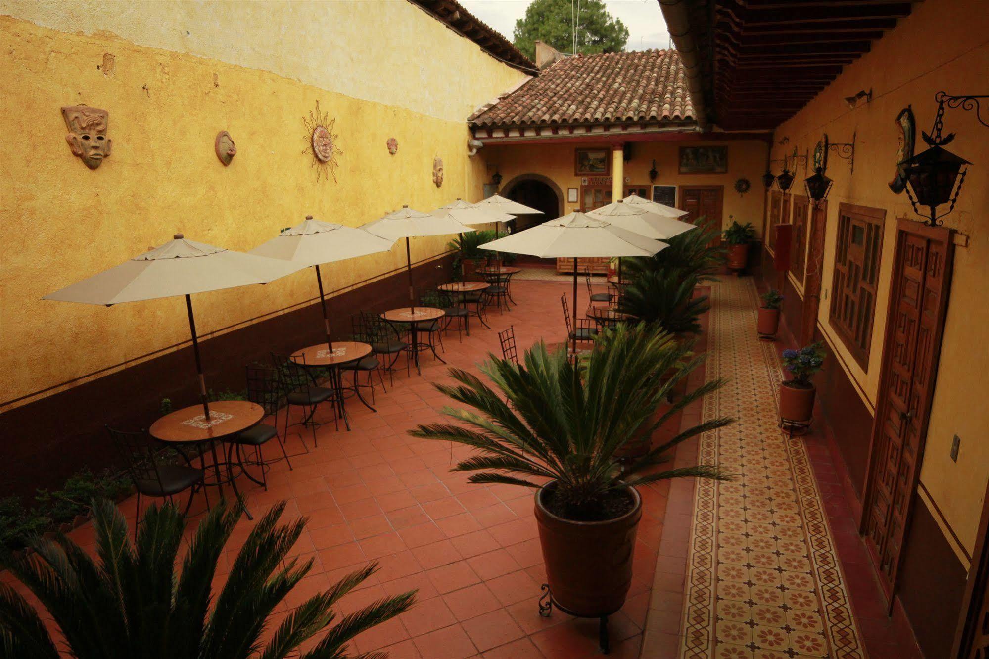 Posada De La Salud Pátzcuaro Esterno foto
